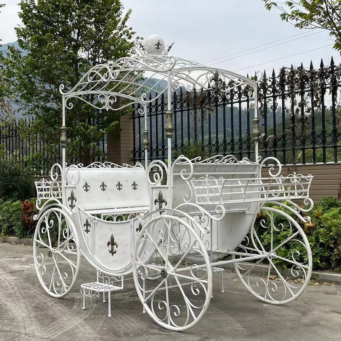 "Antoinette" Large Parisian Style Iron Carriage with Planters in Antique White