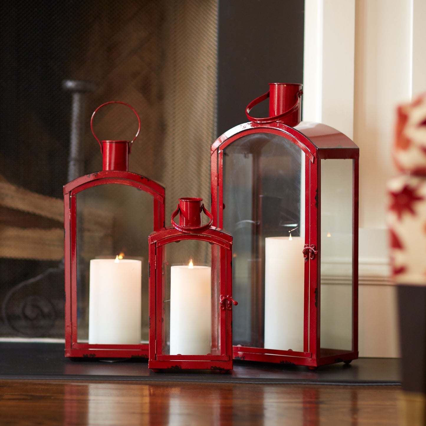 Elegant Hanging Lantern in Rustic Red with Curved Top for Décor and Lighting (Set of 3)